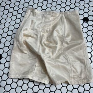 Fandecie Shapewear shorts vintage about a small